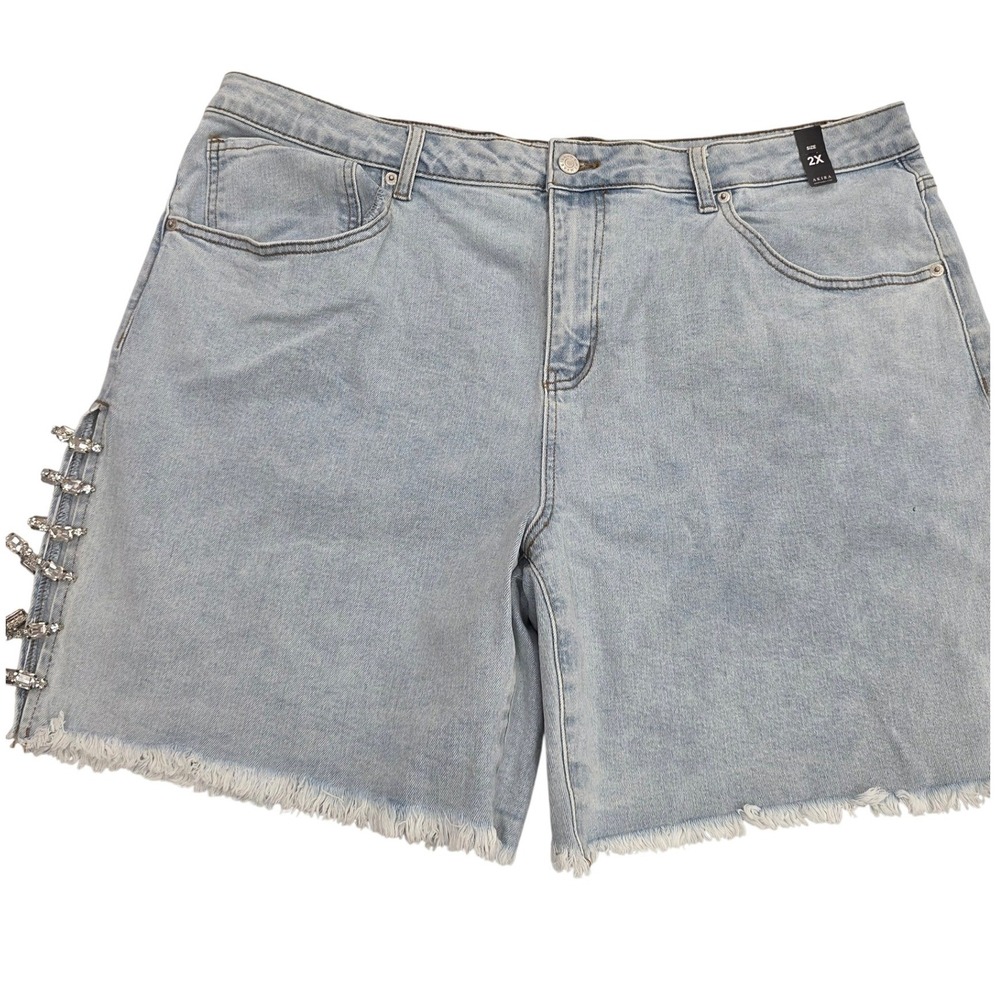 Akira Rhinestone Side Slit Denim Shorts Light Wash Frayed Hem AKD360-BM 2X New